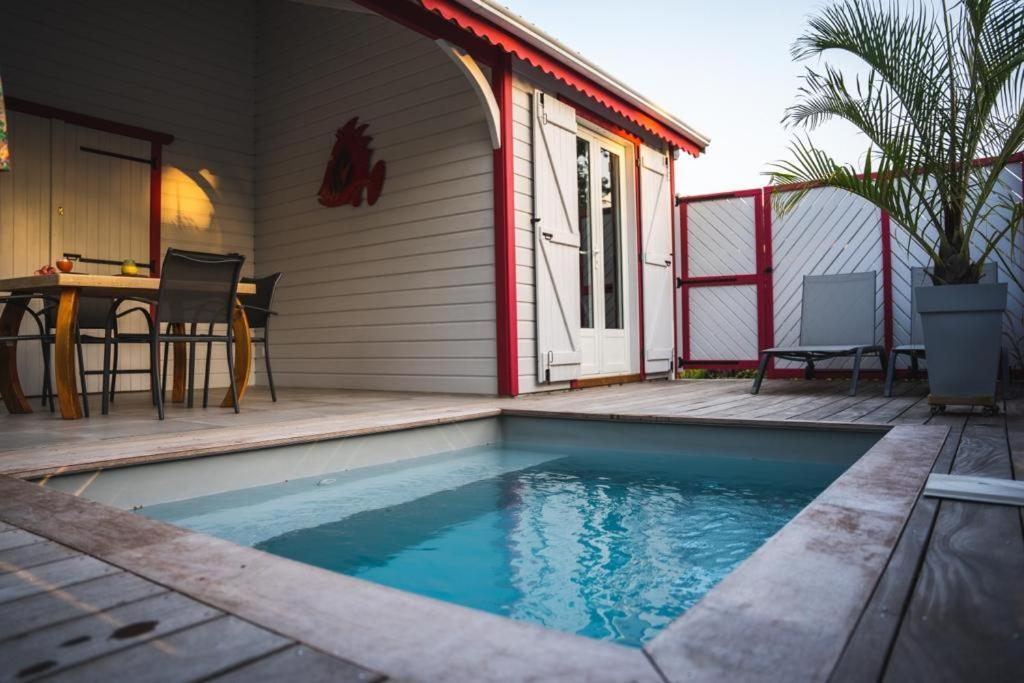 Caraibes Cottage Grenat Piscine Privee 900M De Grande Anse Deshaies Exterior foto